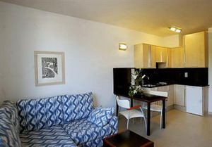 Atenea Park Suites and Apartments