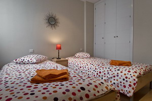 Apodaca Apartments, 1 & 2 bedroom apartments, Madrid, Spain - click for larger image