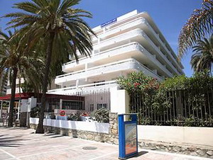 Aparthotel Puerto Azul