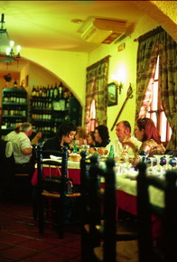 Restaurant, Cuevas Pedro Antonio de Alarcon, Guadix, Granada - click for larger image