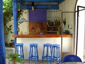 Outdoor bar - click for larger image