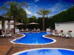 Sisu Boutique Hotel Puerto Banus / Marbella, Costa del Sol, Spain - click for larger image