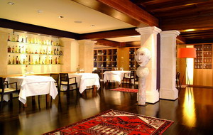 Restaurant Cavall Bernat - Hotel Cala San Vicente - Click for larger image