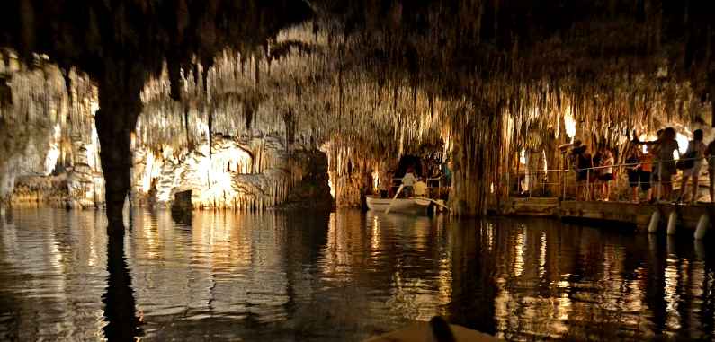 Cuevas del Drach (Dragon Caves)