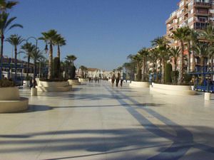 Promenade at Torrevieja - click for larger image